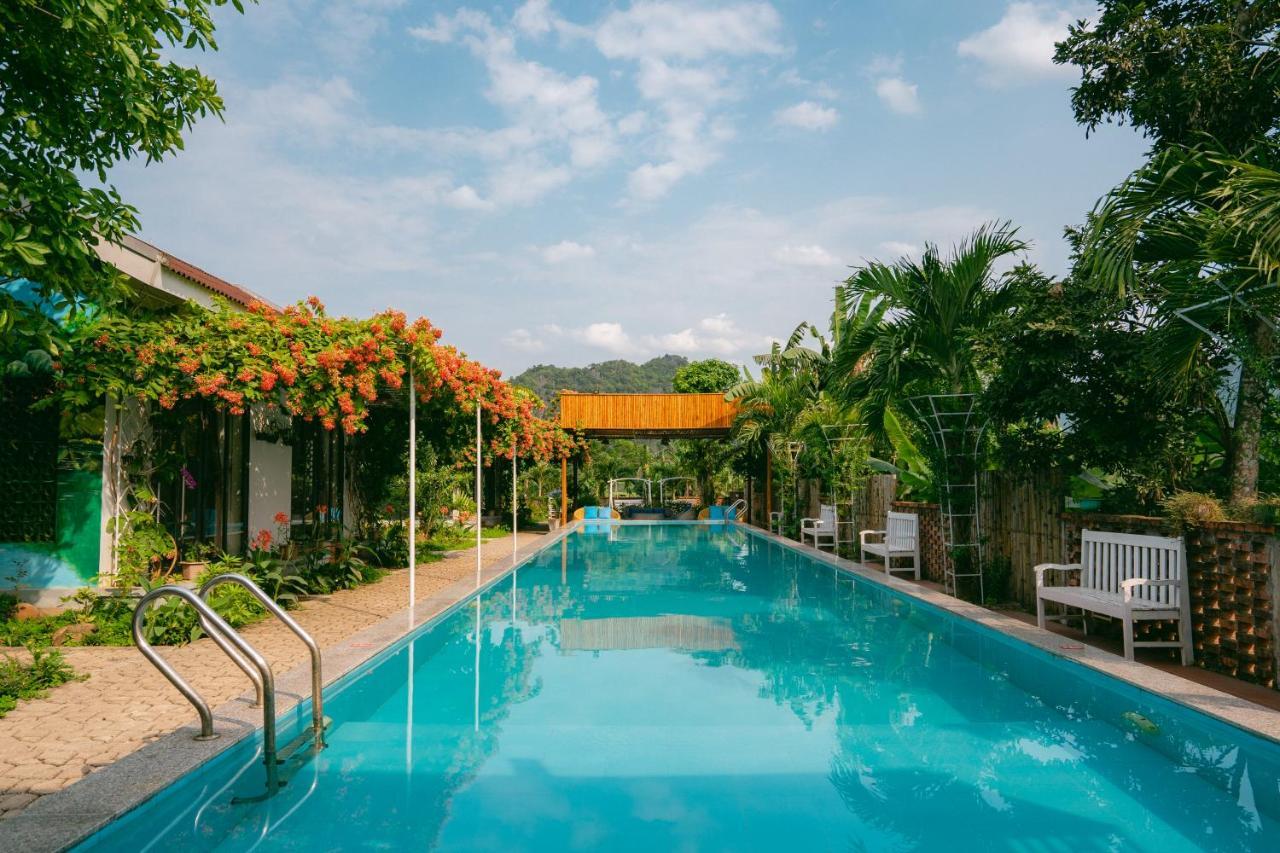 Commander Lodge Phong Nha Exterior photo