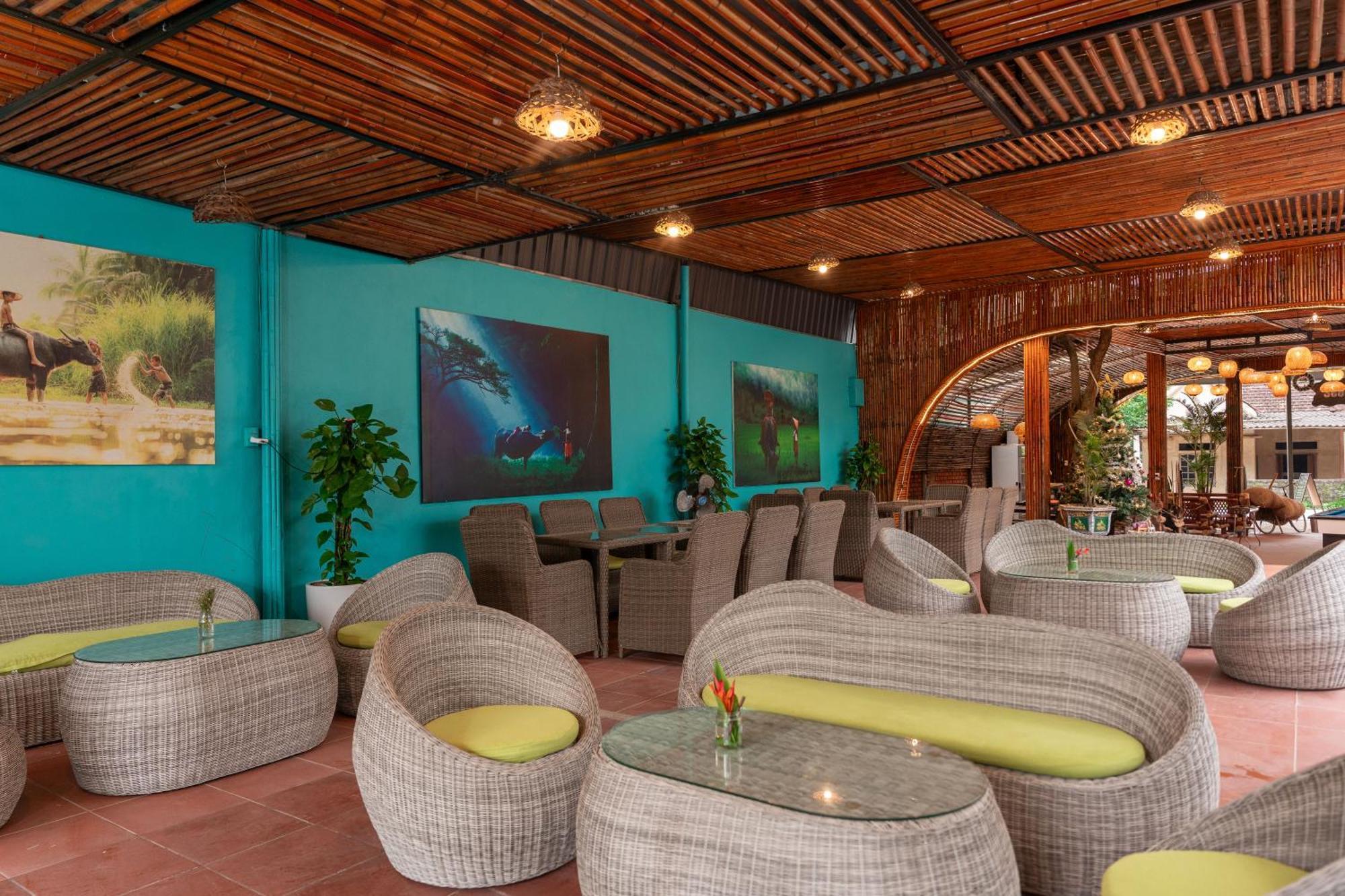 Commander Lodge Phong Nha Exterior photo